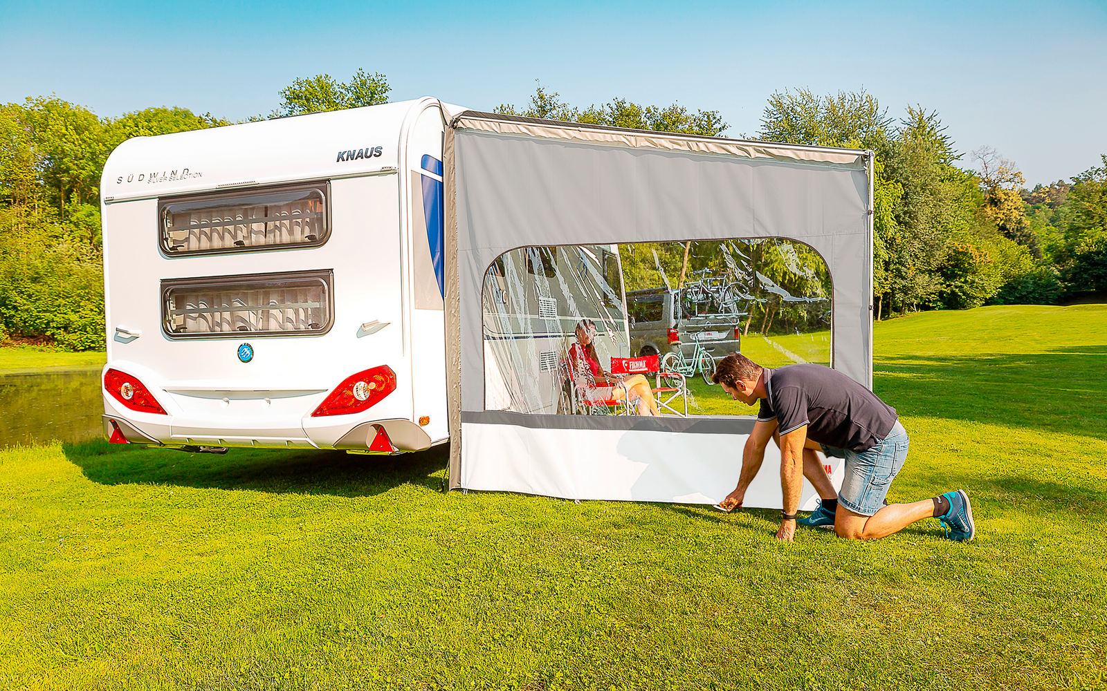 Bakside av Side W sidevegg for F35 / Caravanstore Fiamma
