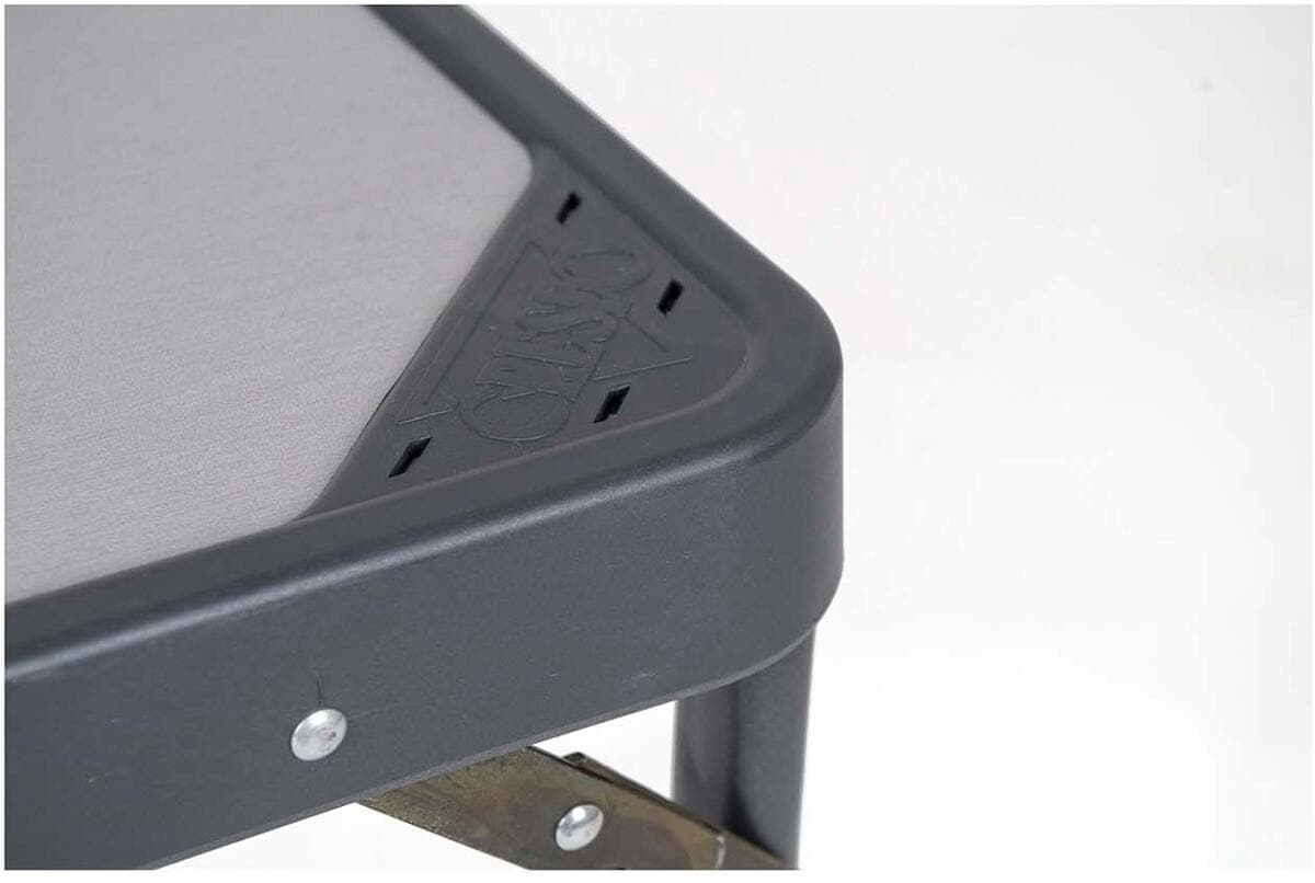 Sidebord AP/280 42,5x42,5x40 cm antrasitt nærbilde aluminiumramme