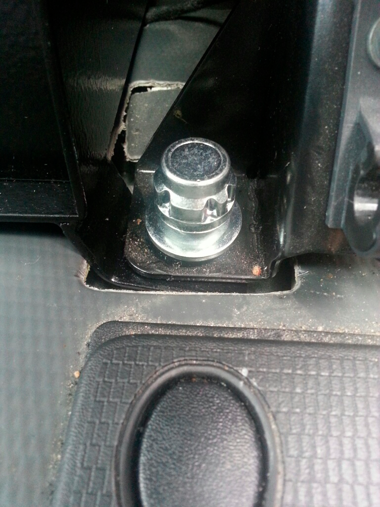 Sikkerhetsskrue for Easy Fix 244/255 mobilsafe forfra