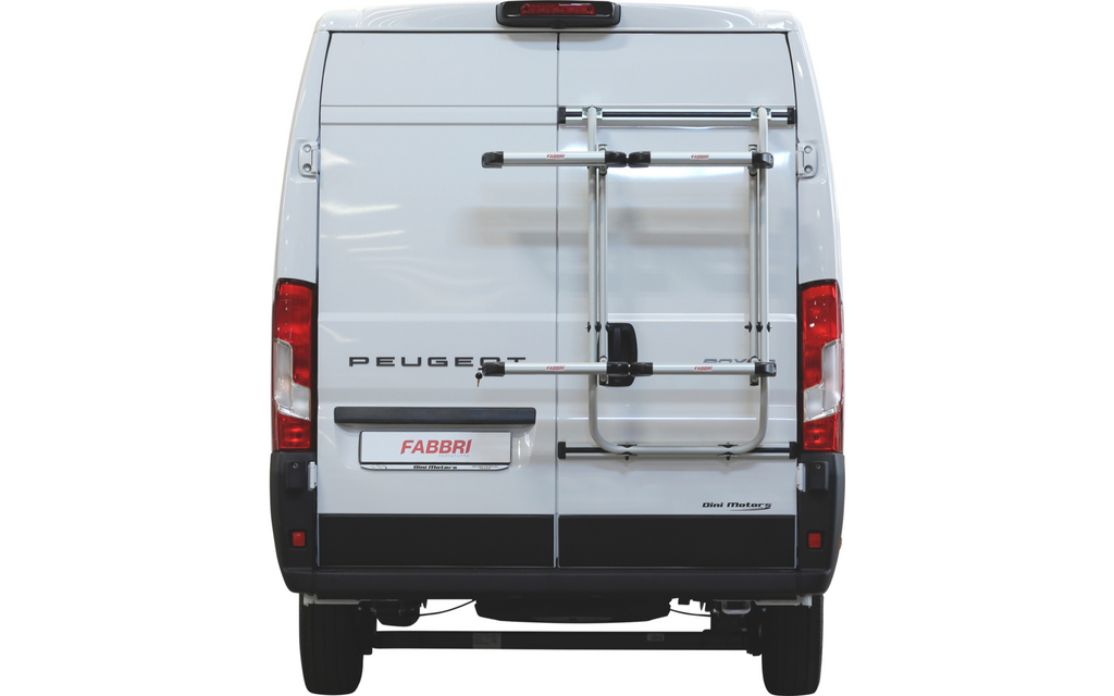 Detalj av skistativ bak for 6 par ski 4 snowboards Crafter Sprinter sølv Fabbri