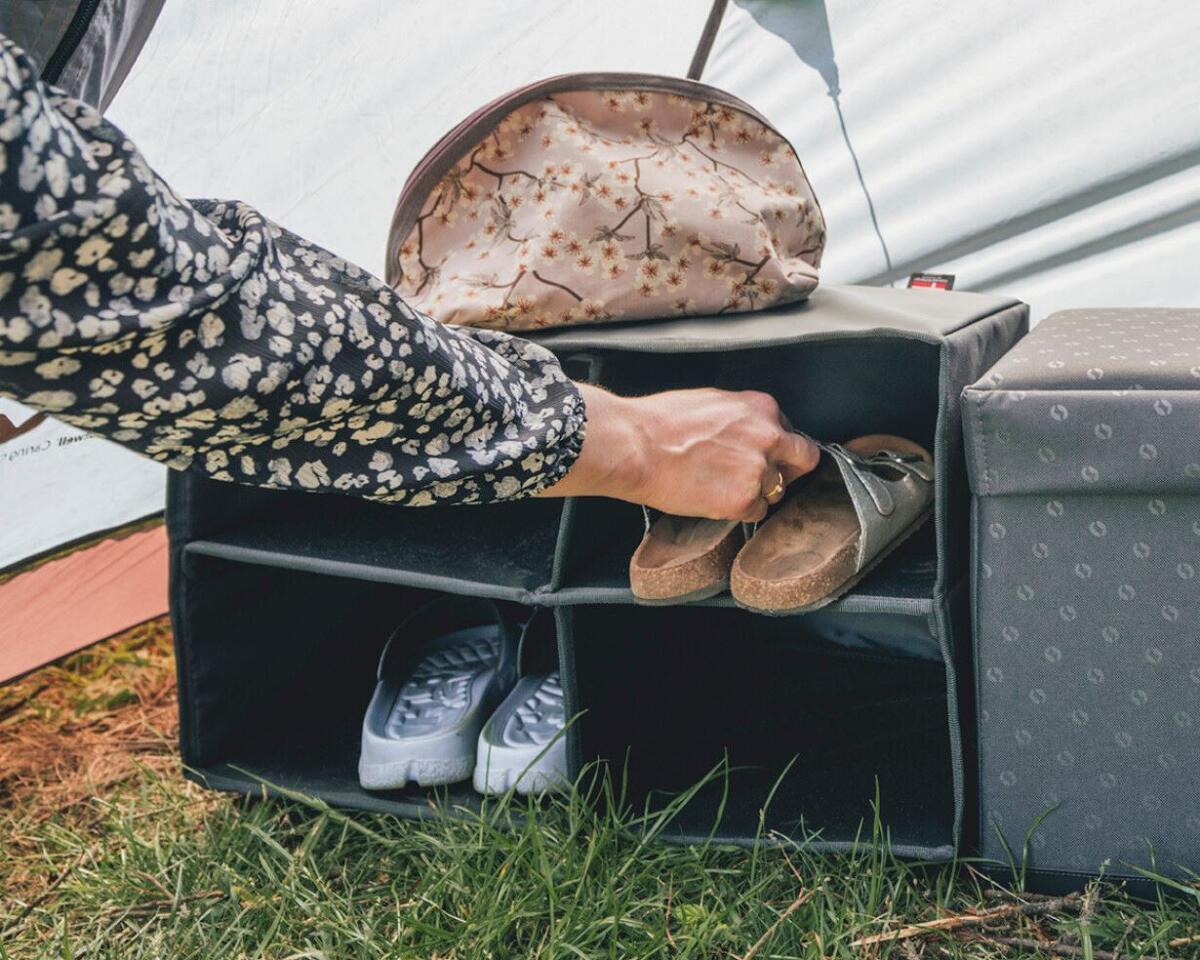 Skohylle Crantock montert i campingtelt