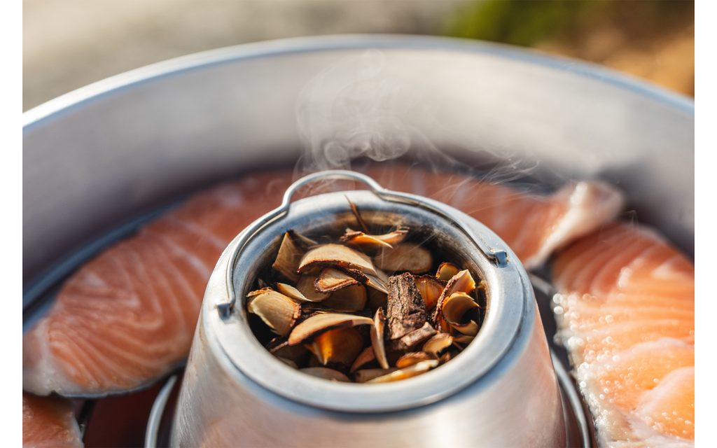 Smoke Cup røykeinnsats for Omnia campingovn bakside