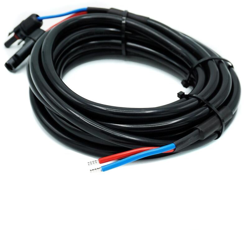 Detalj av MC4-kontakter på Solarkabel 2x6mm² modul til laderegulator - WATTSTUNDE