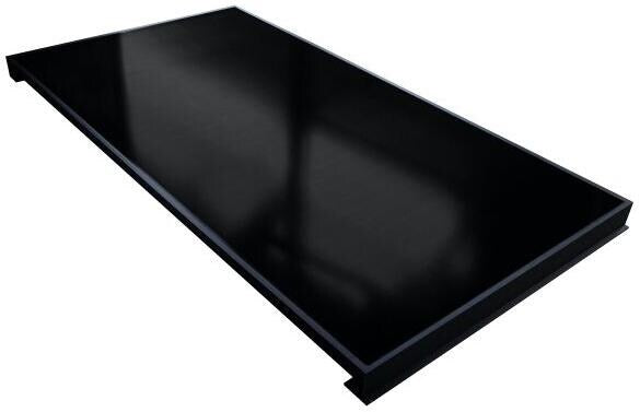 Nærbilde av solcellemoduler i Solcellepanel-sett BLACK POWER Easy Mount3 280Wp 2 moduler