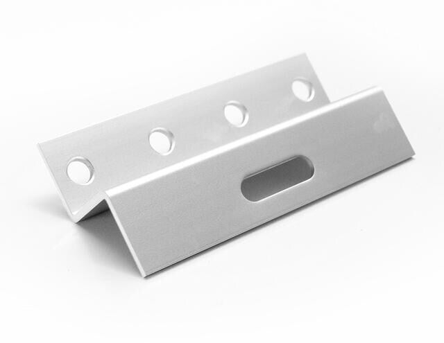 Solcellepanel Z-braketter 100mm aluminium 4-pk HSZ100 bakside