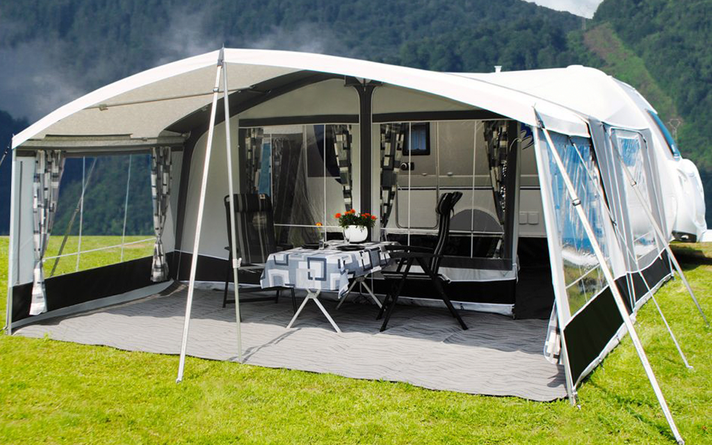 Solseil Ellips 280 for campingvogn, forfra