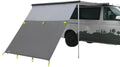 Forfra av Solseil Hillcrest for van 235x210 cm