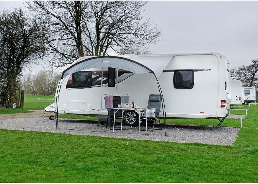 Montert Solseil Sun Canopy 380x215 cm grey violet med stenger ved bobil