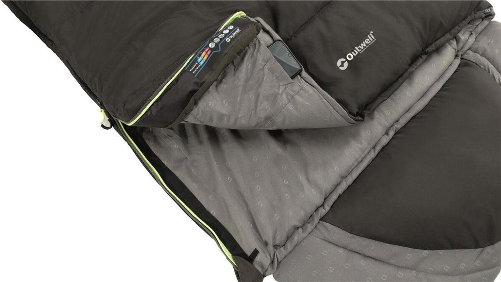 Sovepose Contour 220x85cm 2-3 sesonger svart montert på camping