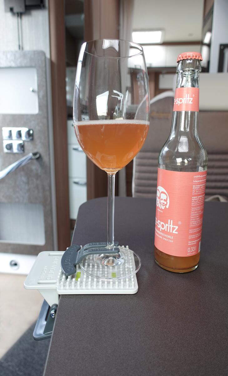 Detaljbilde av Stilkglassholder Ivy 2er sett for vin- og champagneglass