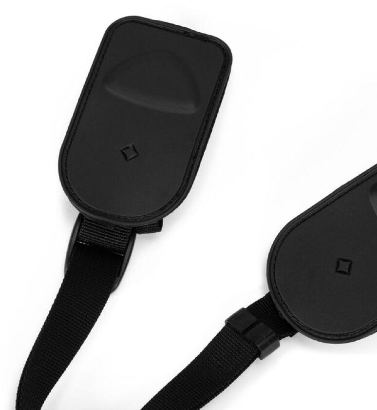 Stolsikring Ground Strap justerbar til 70 cm - Helinox i bruk på sand