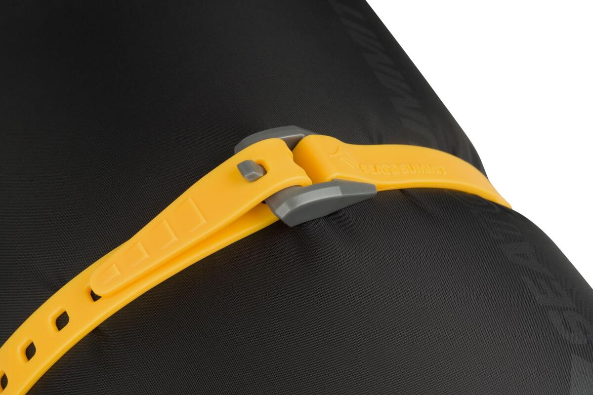 Stretch-Loc stroppesett 20 mm 4-pakning TPU montert på sykkel