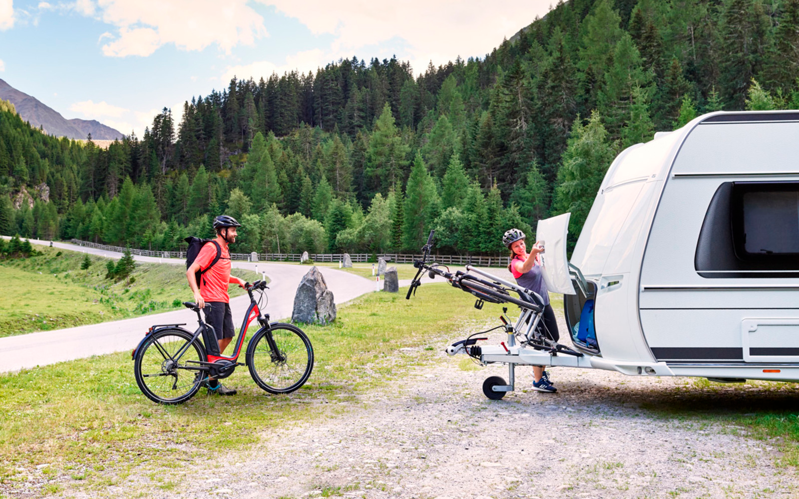 Oversikt over Sykkelstativ for dragararm Caravan Superb fra Thule