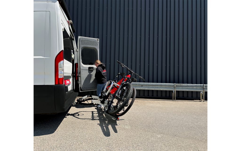 Sykkelstativ Strada Evo RV for tilhengerfeste med elsykkel