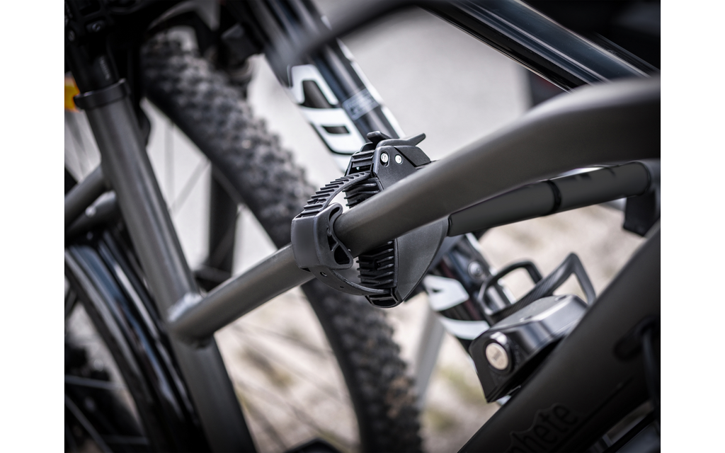 13-pins lyskontakt på sykkelstativ for tilhengerfeste SD260 for 3 sykler E-Bike svart - Eufab