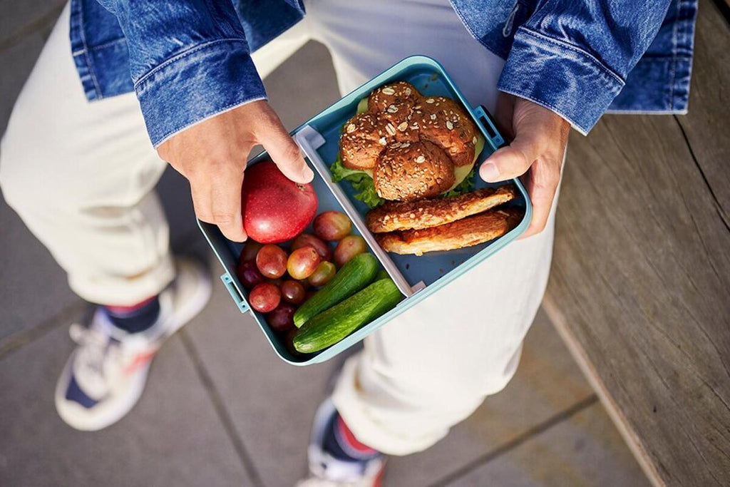 Take a Break lunchbox med skillevegg, BPA-fri montert med mat
