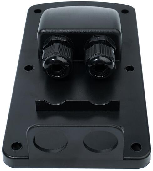 Takgjennomføring DXM2/S med MC4-holder for 2 kabler bakside