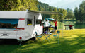 Takmarkise Omnistor 6200 hvit 375 cm utspring montert på campingvogn