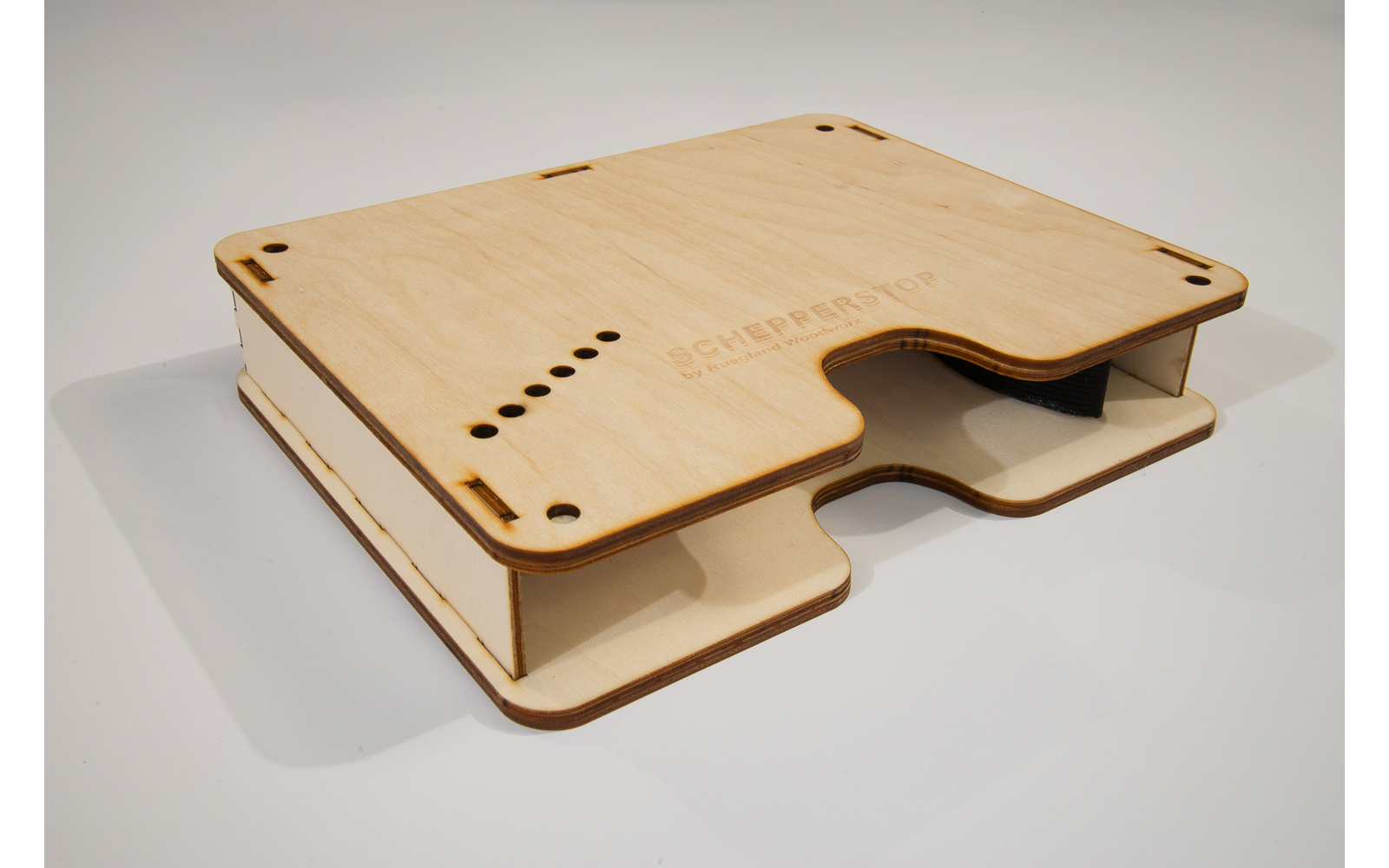 Tallerkenholder DIY byggesett i bjørk bakside