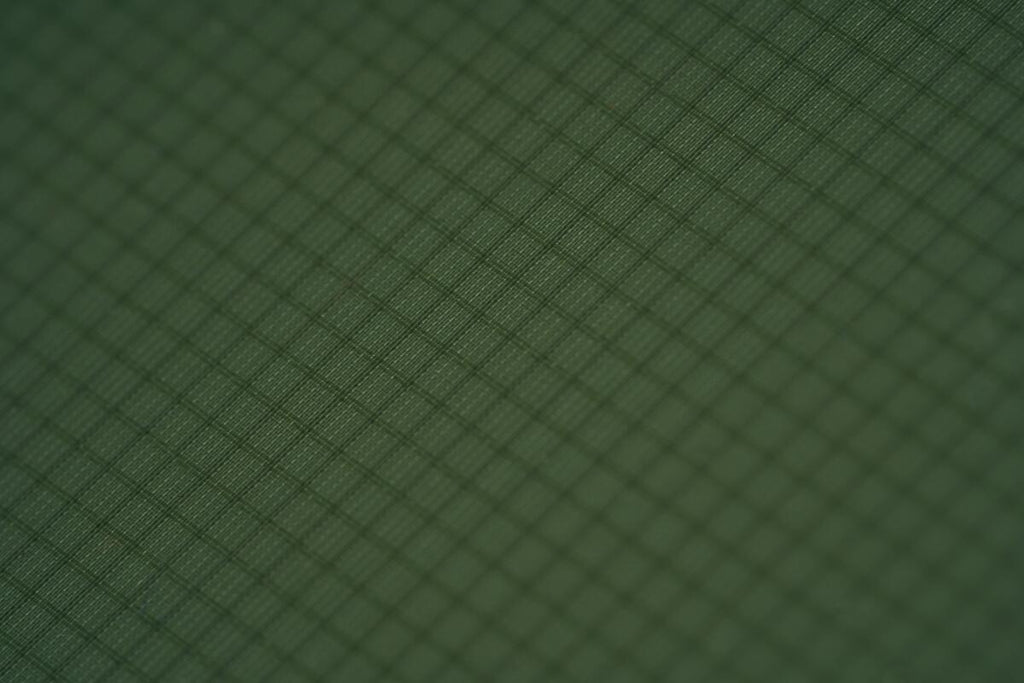 Tarp Voss 2 LW 184x230 cm ultralett 140 g nylon grønn sammenpakket