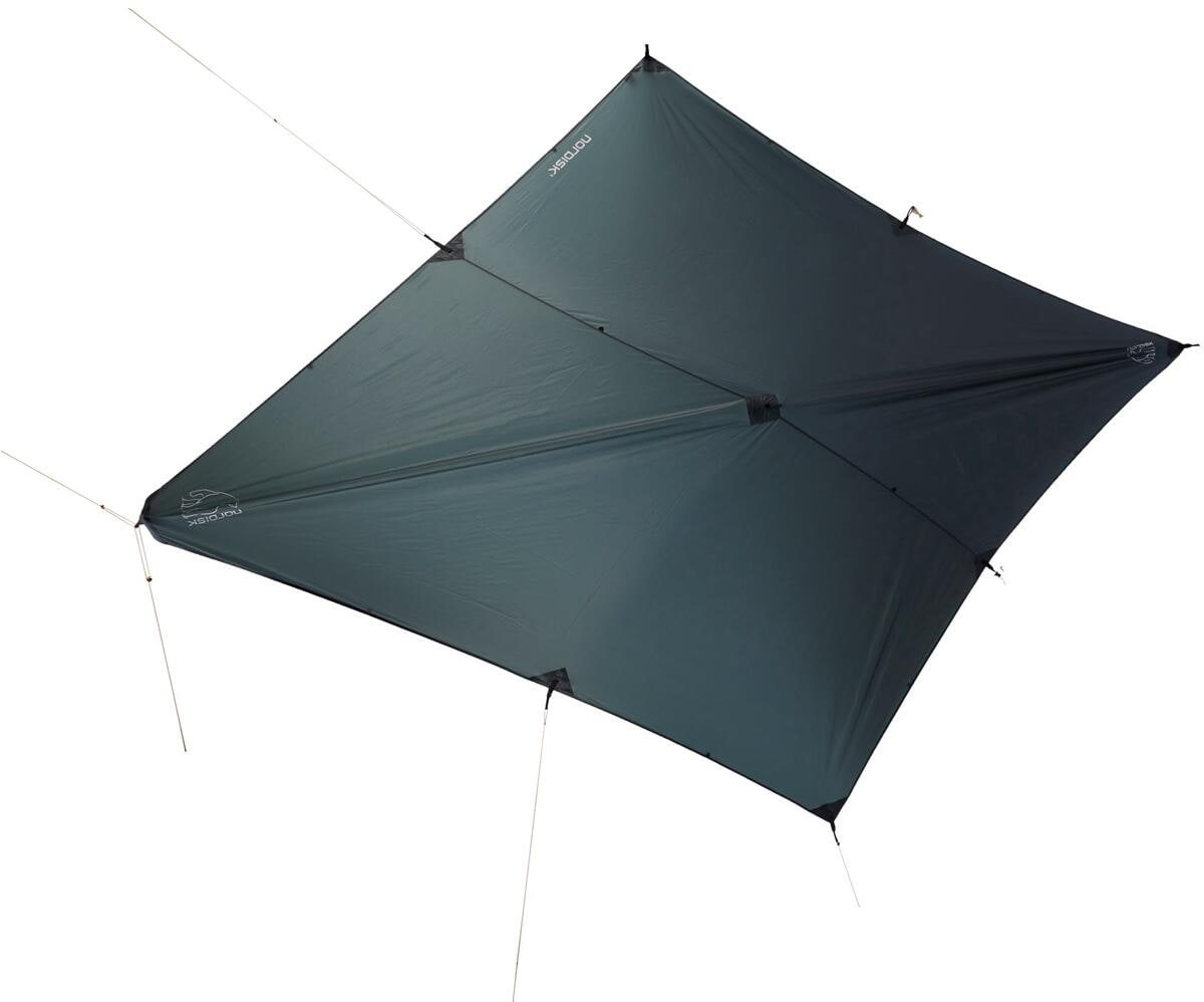 Tarp Voss 9 SI 285x310 cm montert i skog