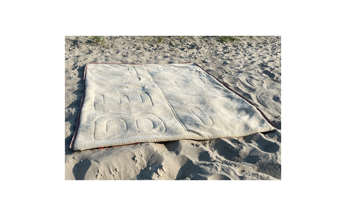 Teppesovepose Bentcho vendbar med veske Africa 200 x 80 cm - Bent brukt som poncho med hette
