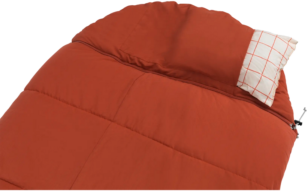 Detalj av toveis glidelås på Teppesovepose Camper Lux rød glidelås venstre 2,7 kg - Outwell