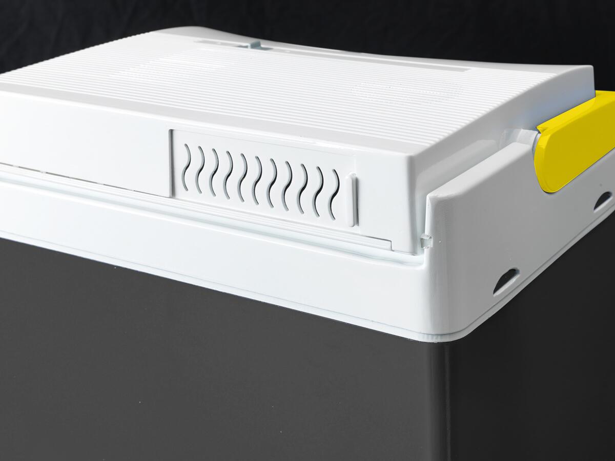 Termoelektrisk kjøleboks EZ 26 LNE 12/230V 25L - Zorn med åpnet lokk