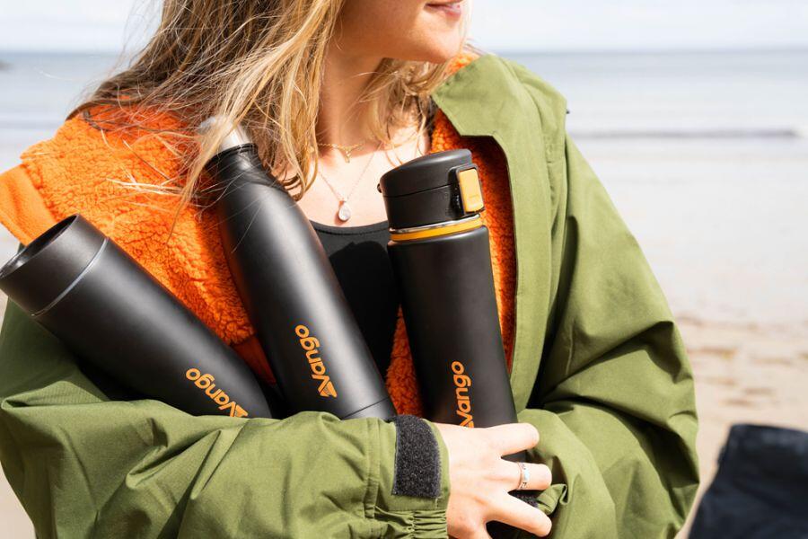 Nærbilde av lokk på Termosflaske i rustfritt stål 500 ml enhåndsbetjening - Vango