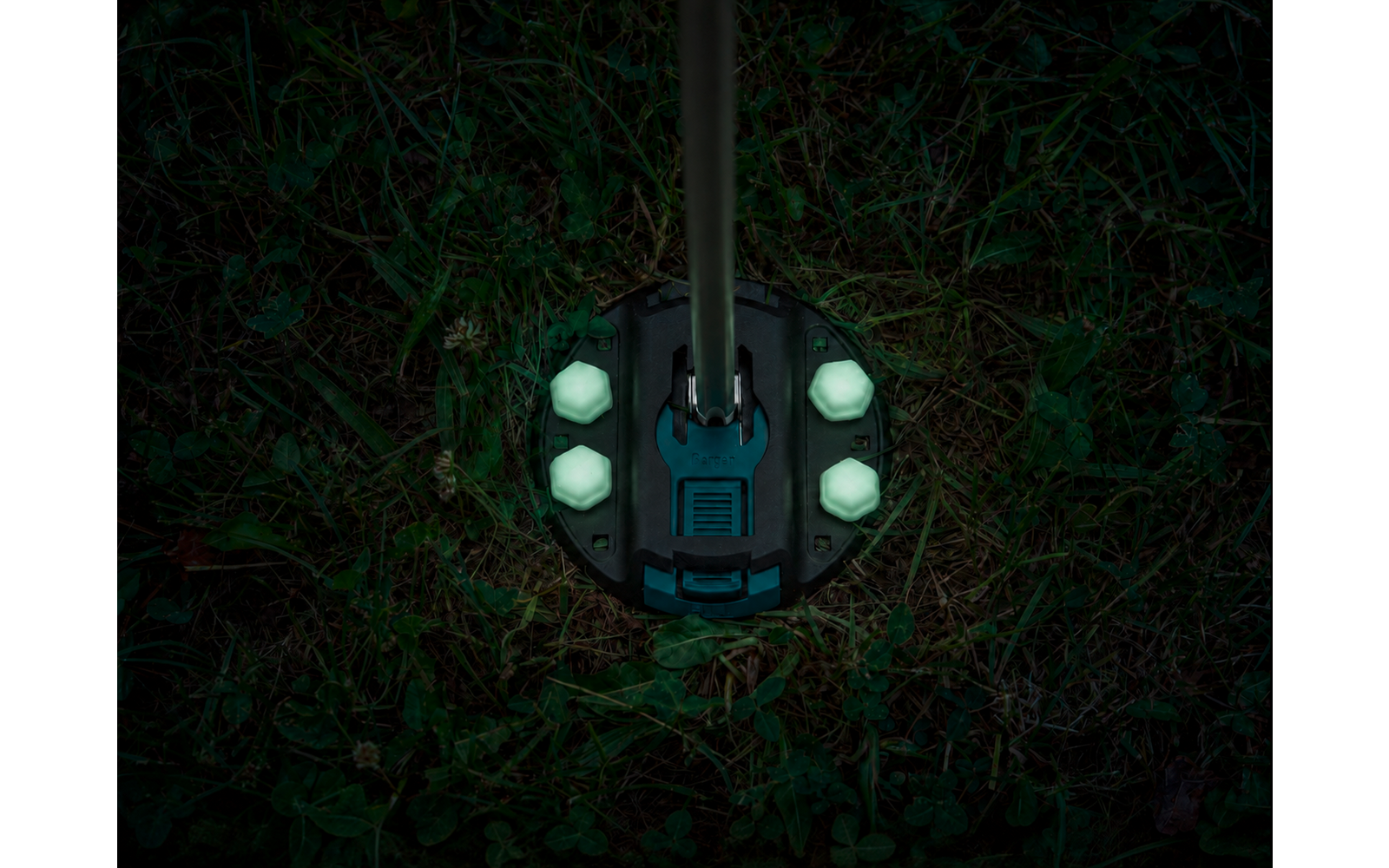 TerraGlow ankerplate for markiseføtter 16 cm nærbilde