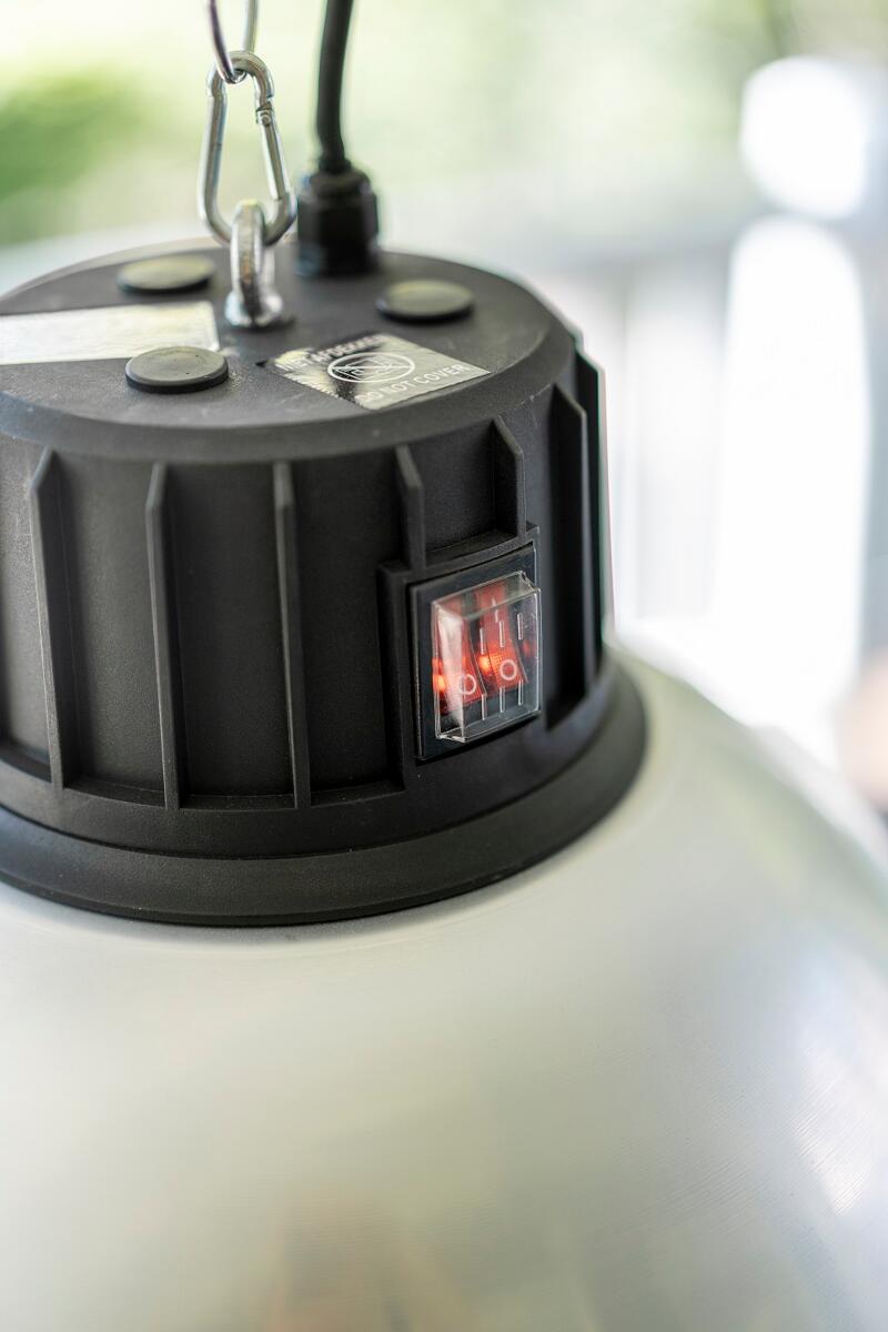 Strømkabel og tilkobling på Terrassevarmer Partytent Heater 1500 Industrial