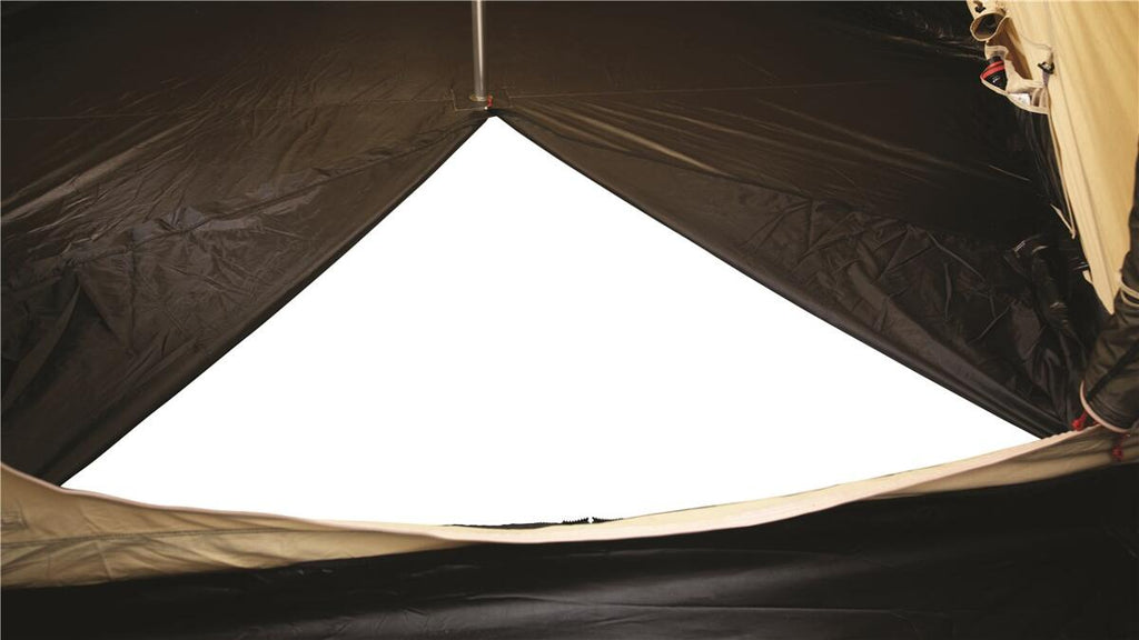 Detalj av stoff og glidelås på Tipitelt Kiowa 10-personer 580x450cm polybomull