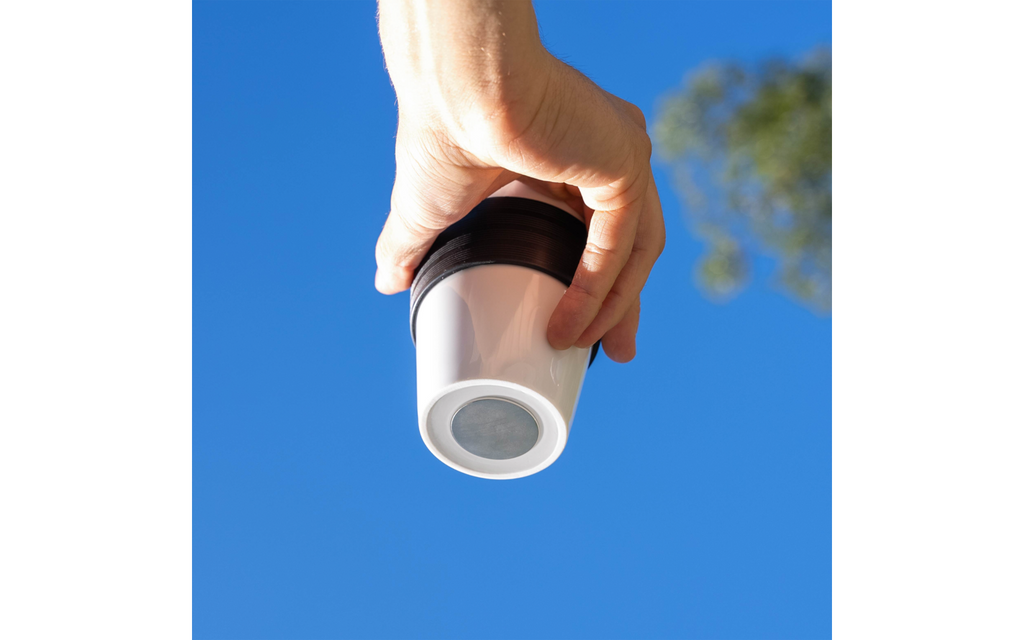 To-Go-Cup porselenskopp med underlag 350 ml - Silwy montert på gel-underlag