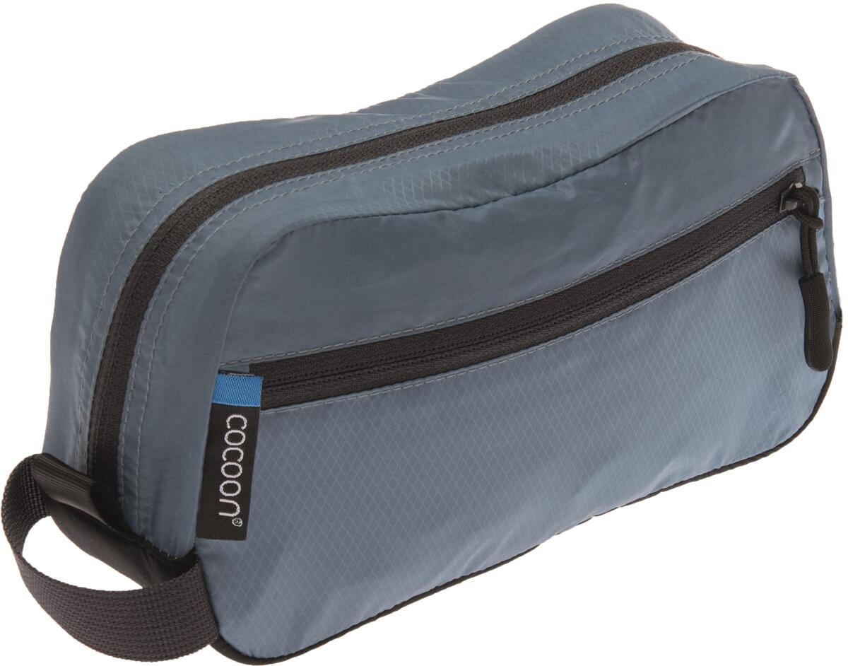 Nærbilde av materiale på toalettmappe On the Go Light ripstop polyester vanntett bunn - Cocoon