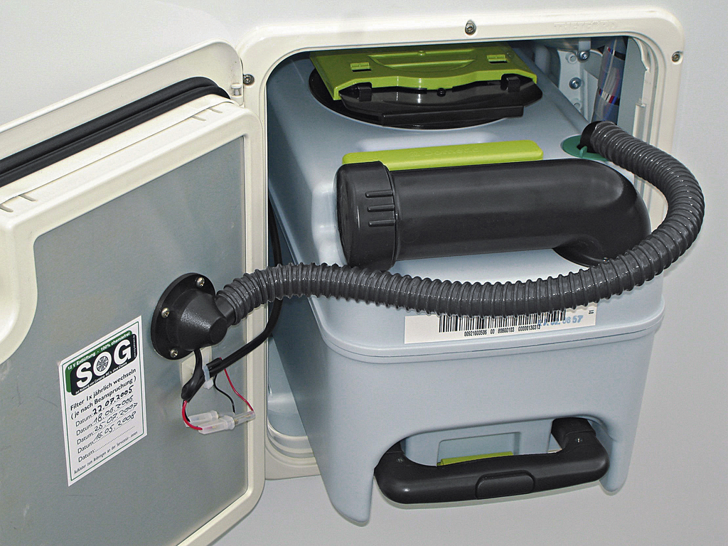 Toalettventilasjon Typ 3000A (CT3000/CT4000) 12V dørvariant hvit forfra