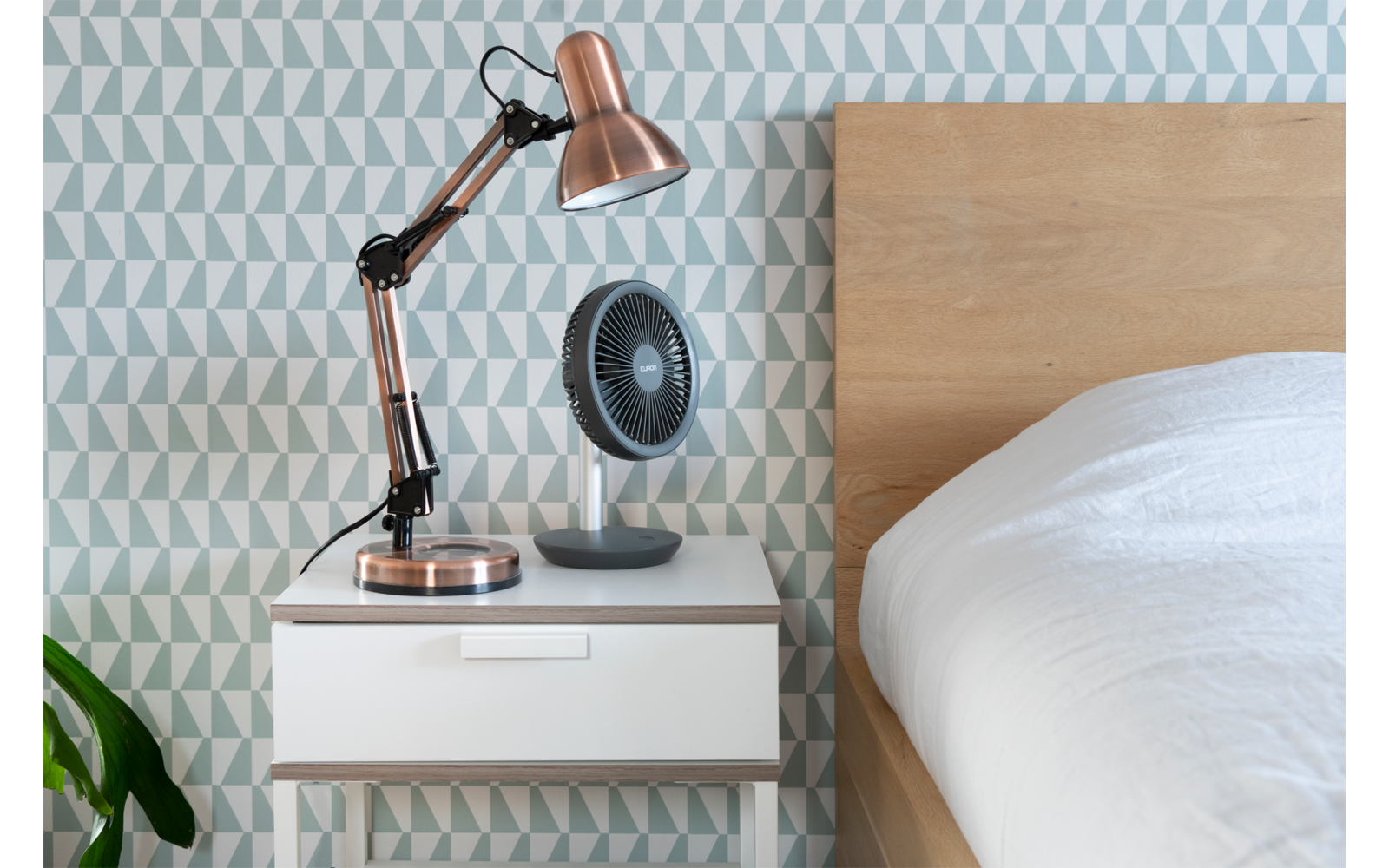 Sideprofil av Trådløs minivifte Vento Cordless Eurom