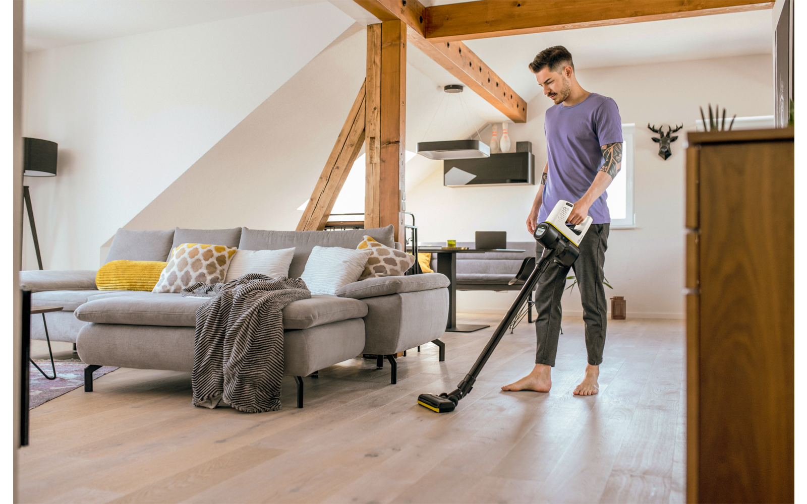 Montert Trådløs støvsuger VC 4 Cordless myHome Car med tilbehør
