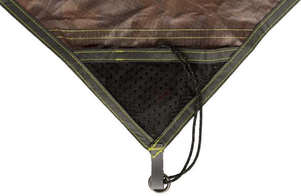 Visning av aluminiumsplugger inkludert med Traveller tarp Forest
