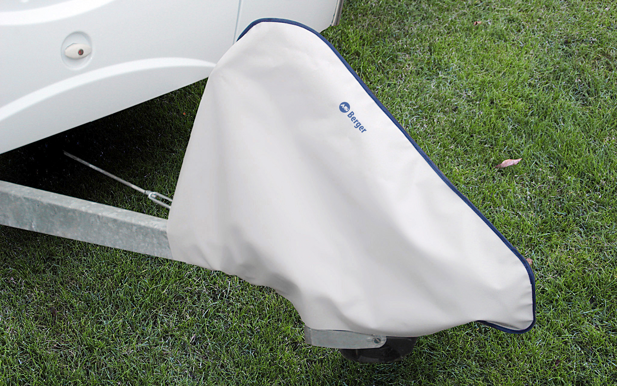 Trekkfestetrekk 86 x 62 cm i PVC for campingvogn foran