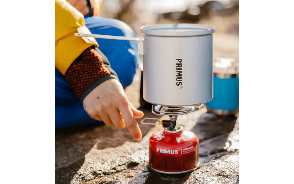 Detaljbilde av flammejustering på Trekkingkoker Essential Trail Stove 2500 W