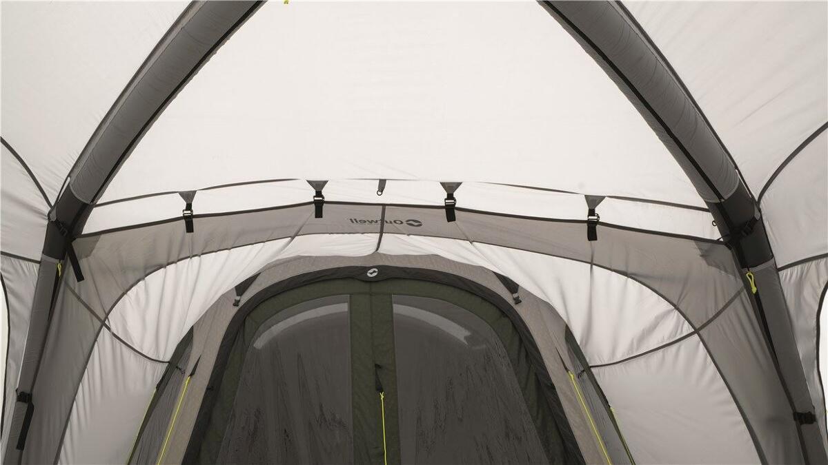 Universal Connector Air Shelter montert på telt