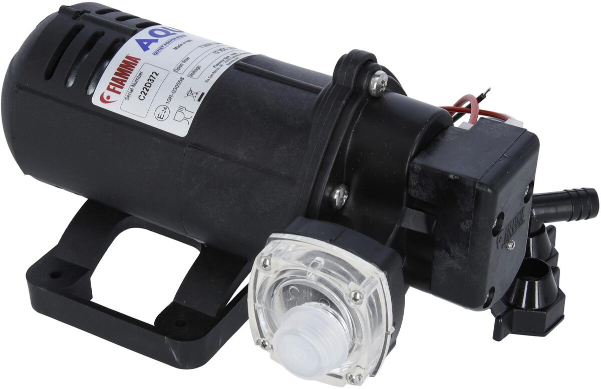 Detalj av rustfri filter på Vannpumpe Aqua 8 selvsugende 12V 1,5 bar