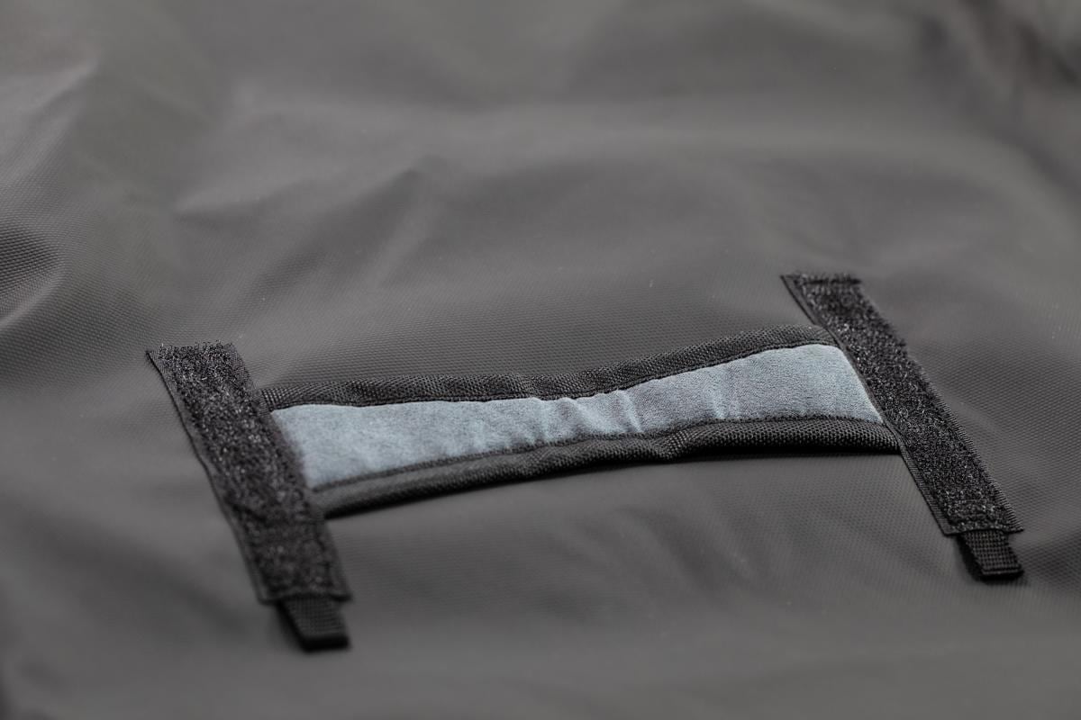 Montert Varmetepper Comforter med infrarød og USB powerbank i bruk