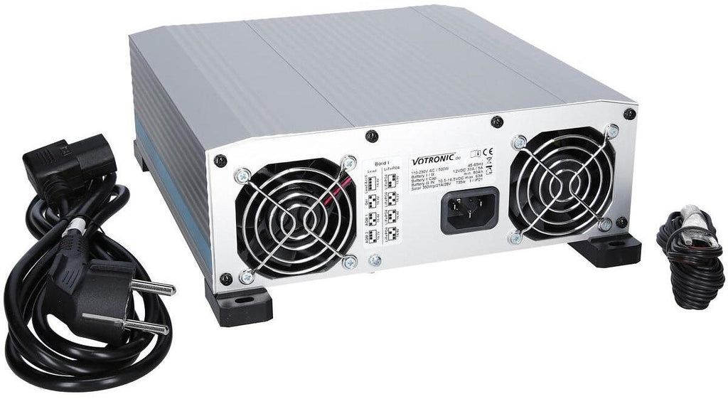 VBCS Triple batterilader med solregulator og ladeomformer forfra
