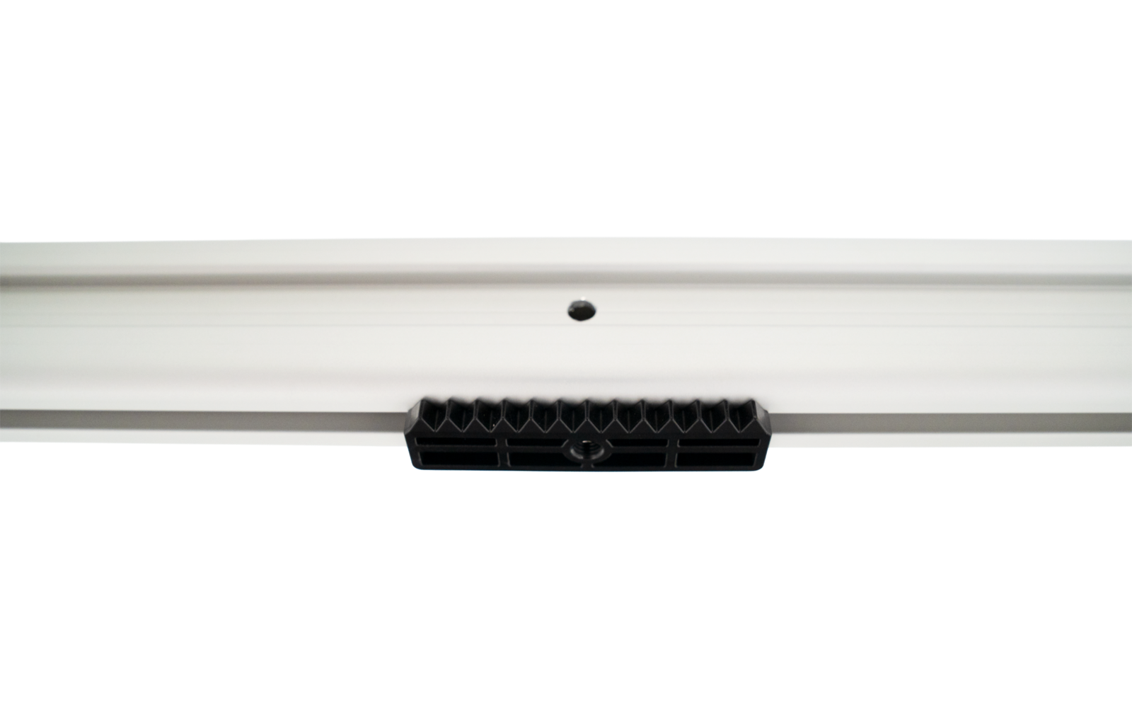 Detalj av veggfesteskinne for bordplater aluminium Ilse