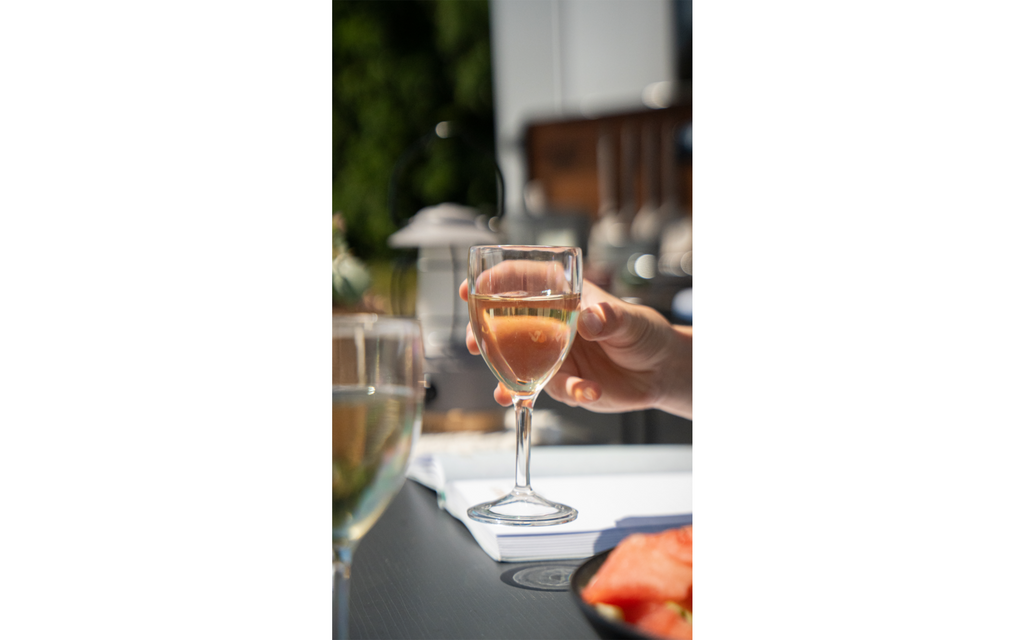 Detalj av Vinglass i akryl 120 ml, bruddsikre for camping