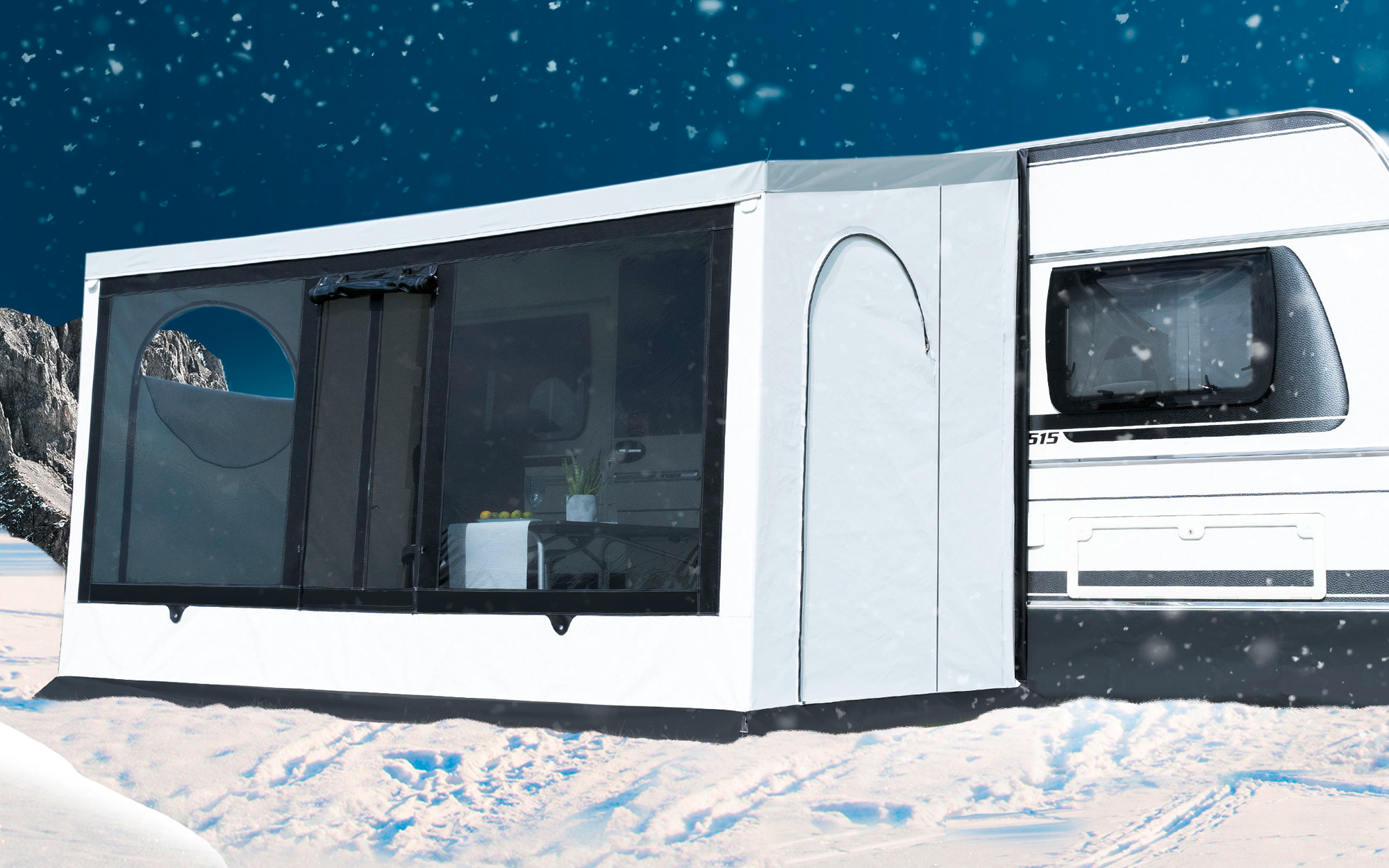 Vinterfortelt Inuit Storm for campingvogn fra siden